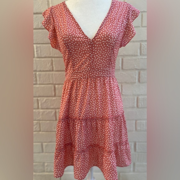 Dresses & Skirts - V-neck dress with butterfly sleeves and ruffle tiered skirt. Size small.